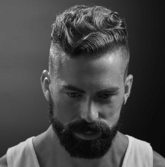 Coupe de cheveux bouclés pour hommes: 100 beaux looks tendance