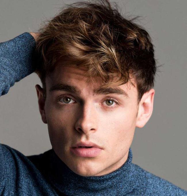 Corte de pelo rizado para hombres: 100 hermosos looks de moda