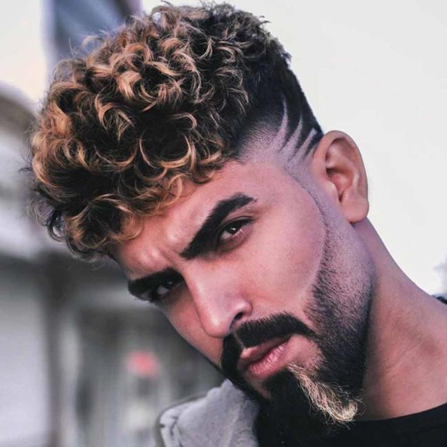 Coupe de cheveux bouclés pour hommes: 100 beaux looks tendance