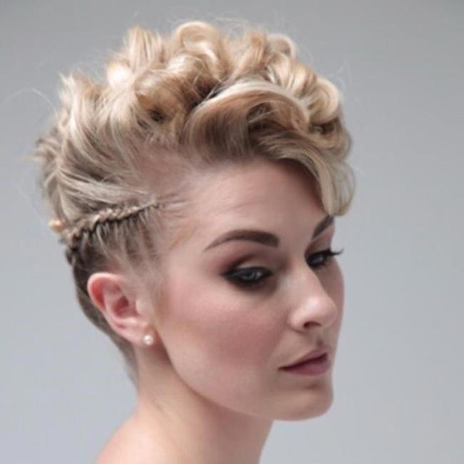 Short and medium hair hairstyles 2020: 150 beautiful ideas!