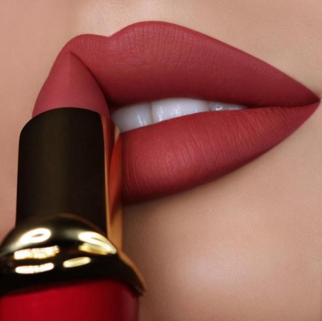 Wedding lipstick: the 10 best and tips for choosing