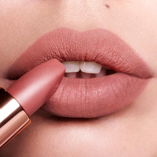 Wedding lipstick: the 10 best and tips for choosing