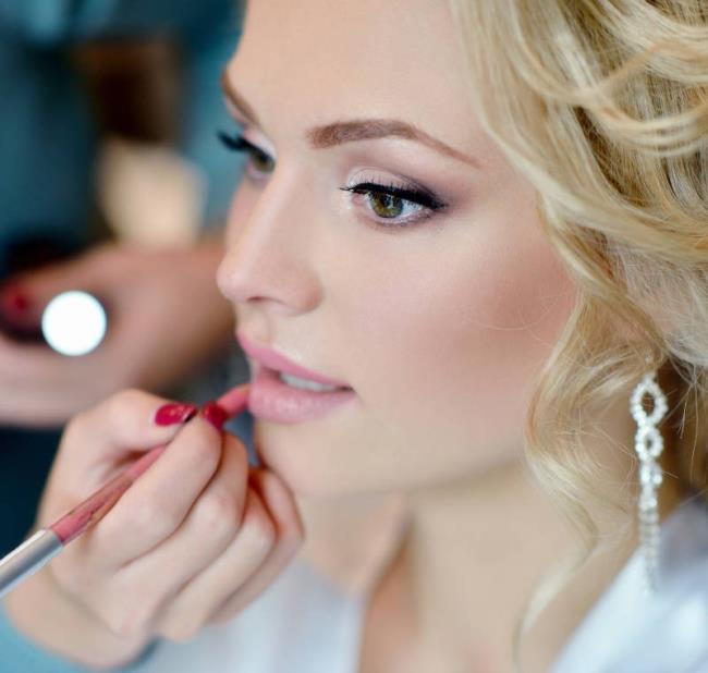 Wedding lipstick: the 10 best and tips for choosing