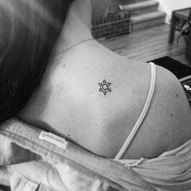 Kleine und feminine Tattoos: 200 Fotos und Ideen, die Sie inspirieren