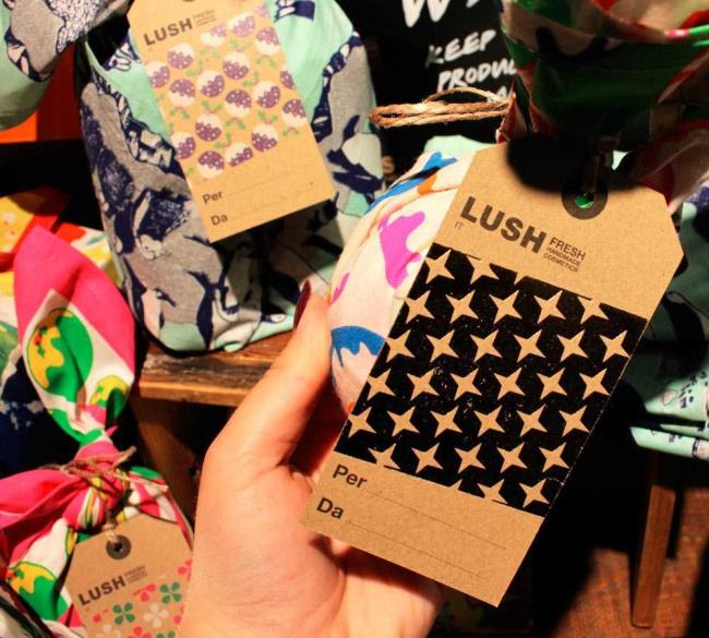 Lush Milano Duomo: Photo of the largest shop in Italy