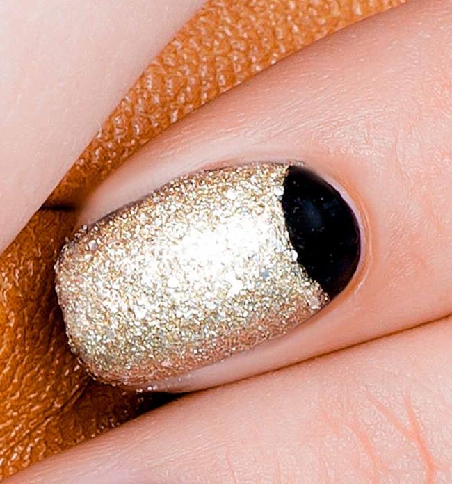 Half Moon Manicure: Was es ist und wie es geht