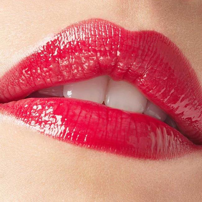 L'Oreal Color Riche Shine Lipsticks: lipstik mengkilap