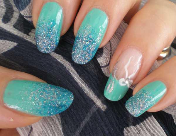 Tiffany Nail Art: Tiffany gekleurde nagels