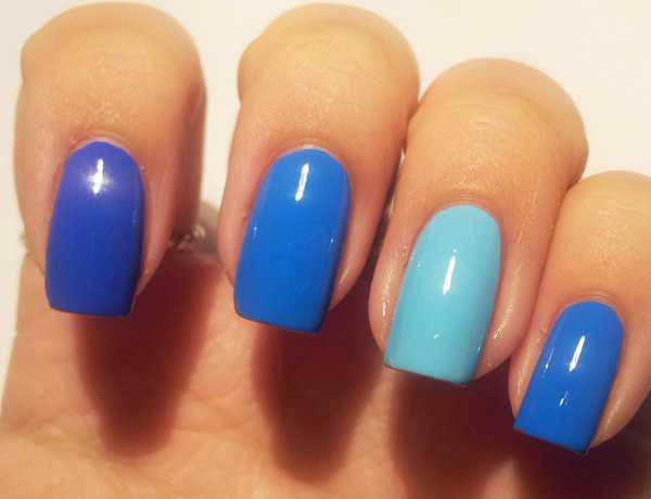 Nail Art Dip w kolorze niebieskim z emalią z efektem Pupa Gel