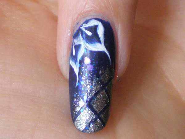 Winter nail art: ice crystals in the night