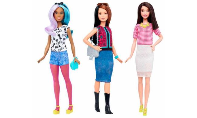 New Curvy Barbie, Tall or Short : 모든 모양의 사진!
