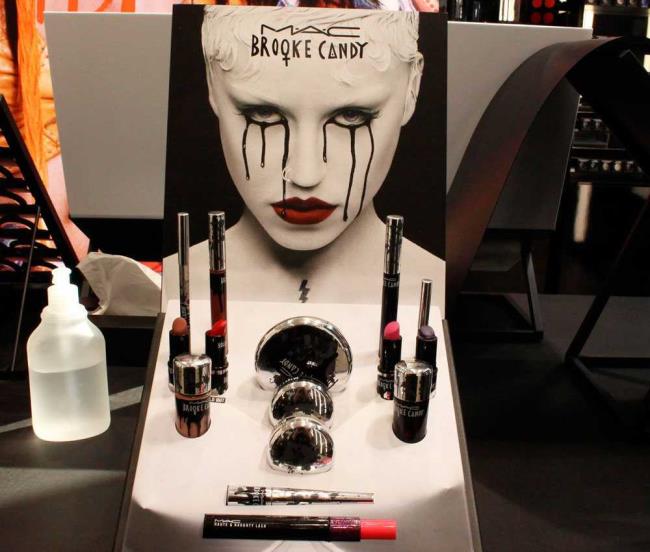 Mac-Technik: Make-up-Unterricht in Mailand