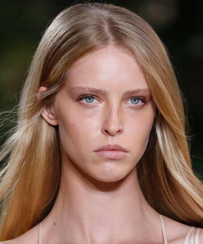 Frühling Sommer 2021 Make-up: Alle Trends der Modenschauen
