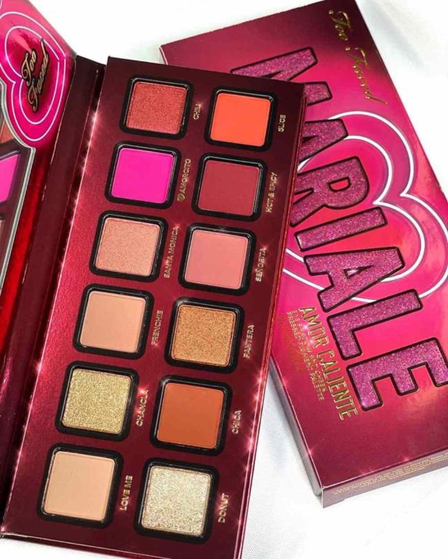 Paleta de sombras Amor Caliente Too Faced