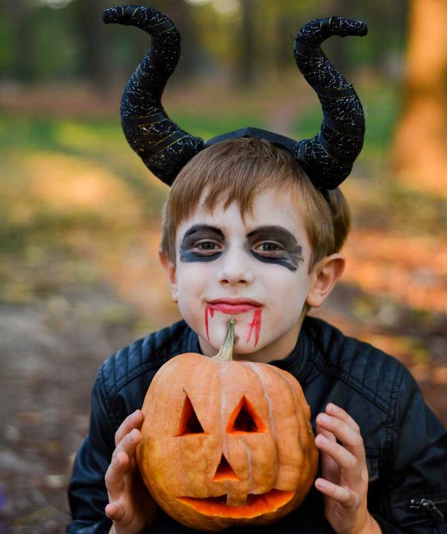 Maquillage Halloween pour enfants 2020: 100 belles idées et photos!