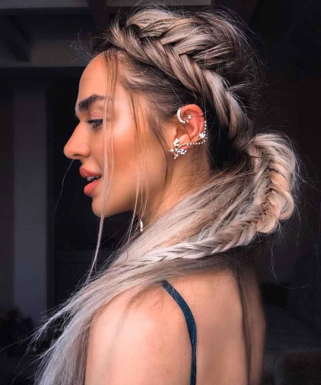 Ponytail: how to do it high and low, 100 pictures, ideas, tutorials