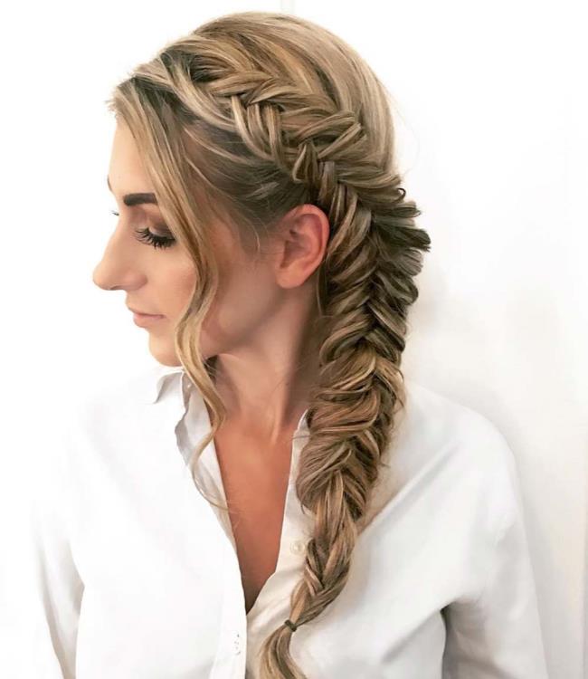 Side hairstyles: top 100 ideas to copy