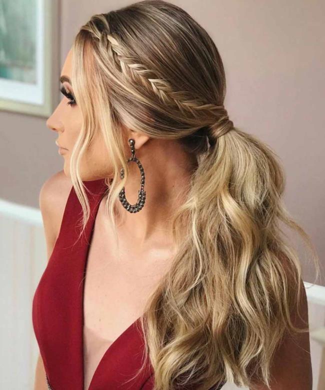 Side hairstyles: top 100 ideas to copy