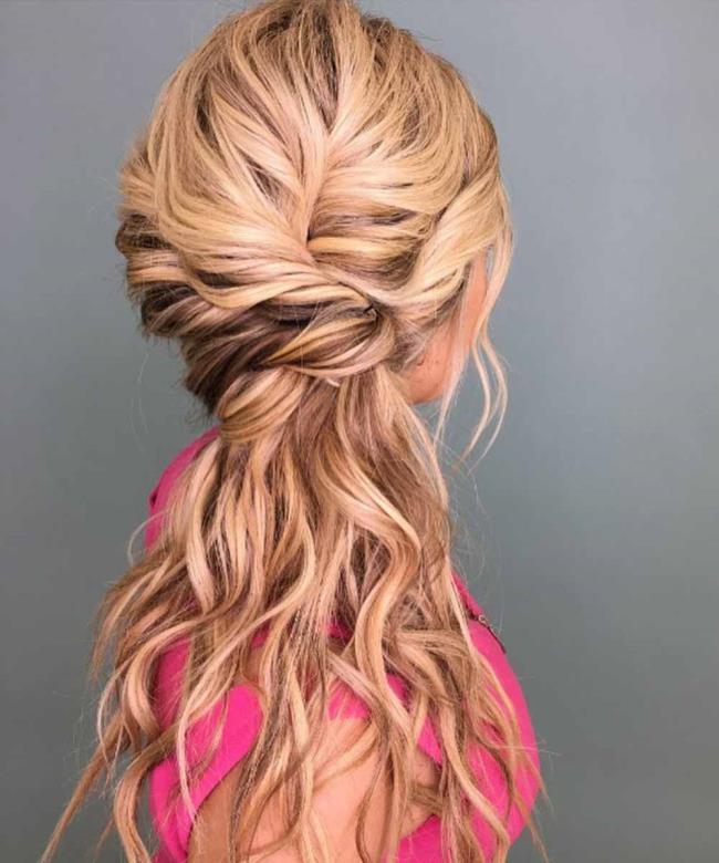 Side hairstyles: top 100 ideas to copy