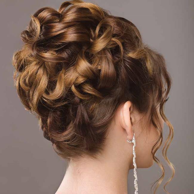 Wedding hairstyles for guests: the 100 most beautiful!