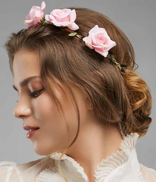 Wedding hairstyles for guests: the 100 most beautiful!