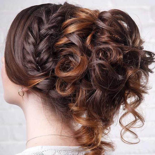Wedding hairstyles for guests: the 100 most beautiful!