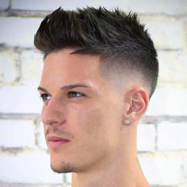 Coupes de cheveux pour hommes à la mode 2021 en 130 images