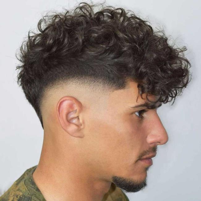 Trendy 2021 men's haircuts in 130 images