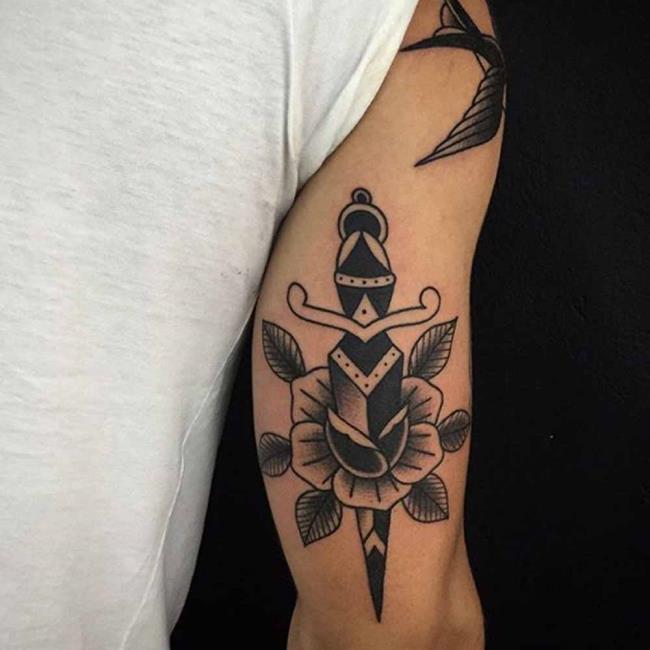 Tatuagem de braço: 200 imagens e ideias para homens e mulheres