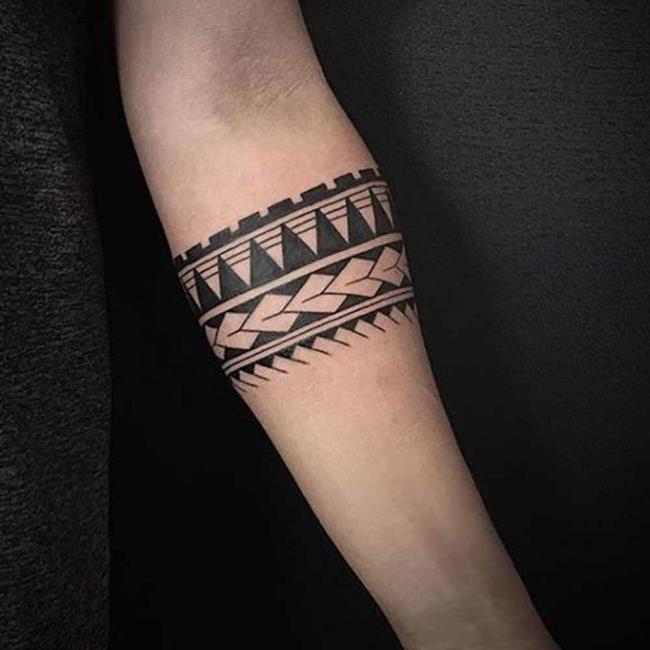 Tatuaj pe braț: de imagini și idei bărbați și