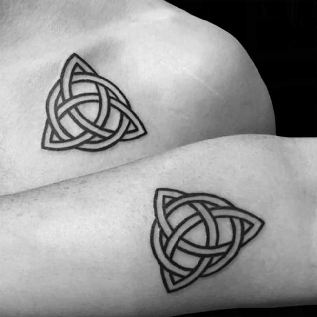 Family Tattoo: 200 gambar dan idea yang indah untuk memberi inspirasi kepada anda