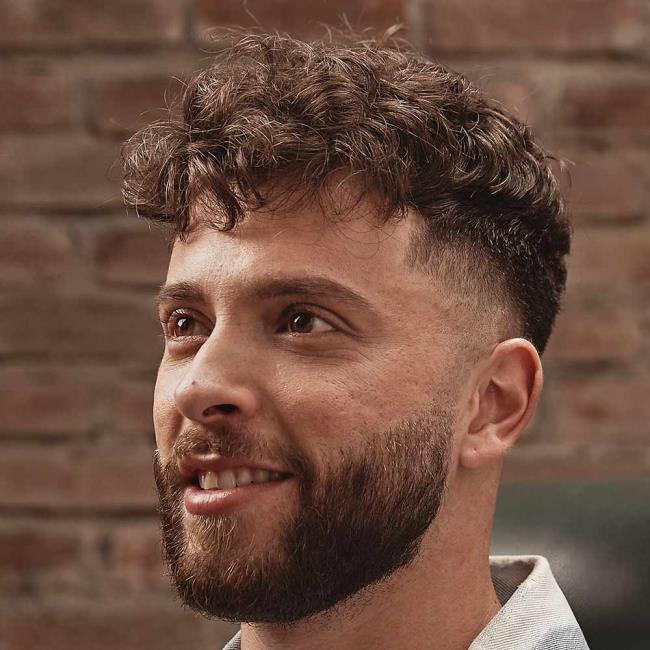 Cheveux courts homme 2020: voici 100 coupes tendance