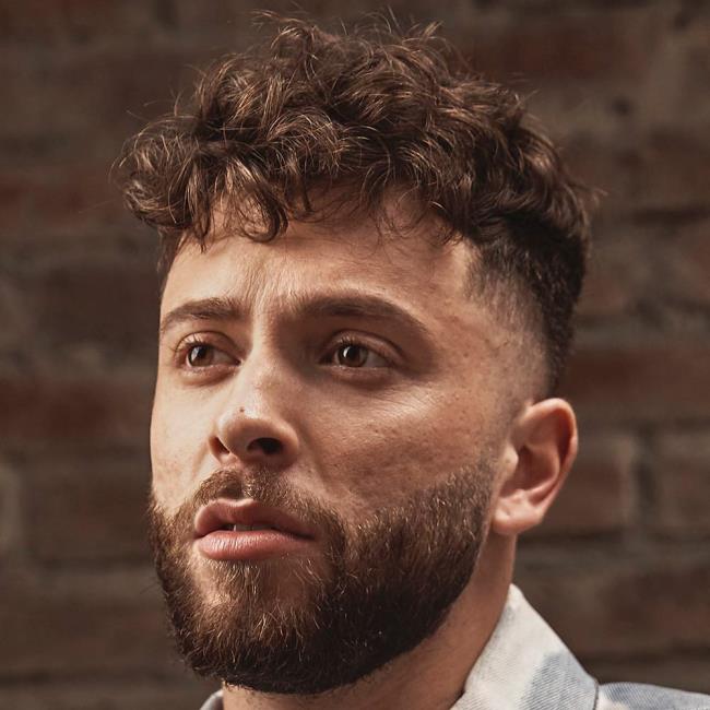 Cheveux courts homme 2020: voici 100 coupes tendance