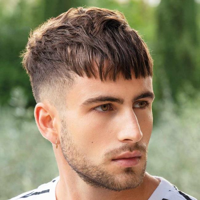 Cheveux courts homme 2020: voici 100 coupes tendance