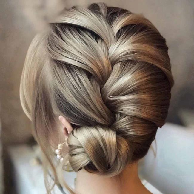 Chignon: 200 طريقة للقيام بذلك ، صور ودروس