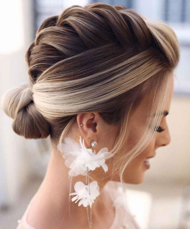 Chignon: 200 ways to do it, images and tutorials