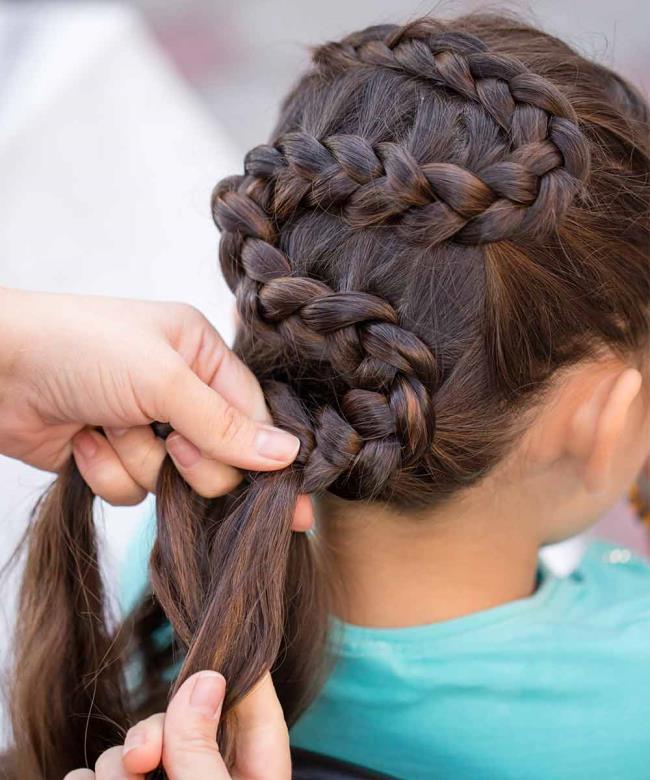 Penteados de menina 2020: 150 lindas ideias para cada ocasião!