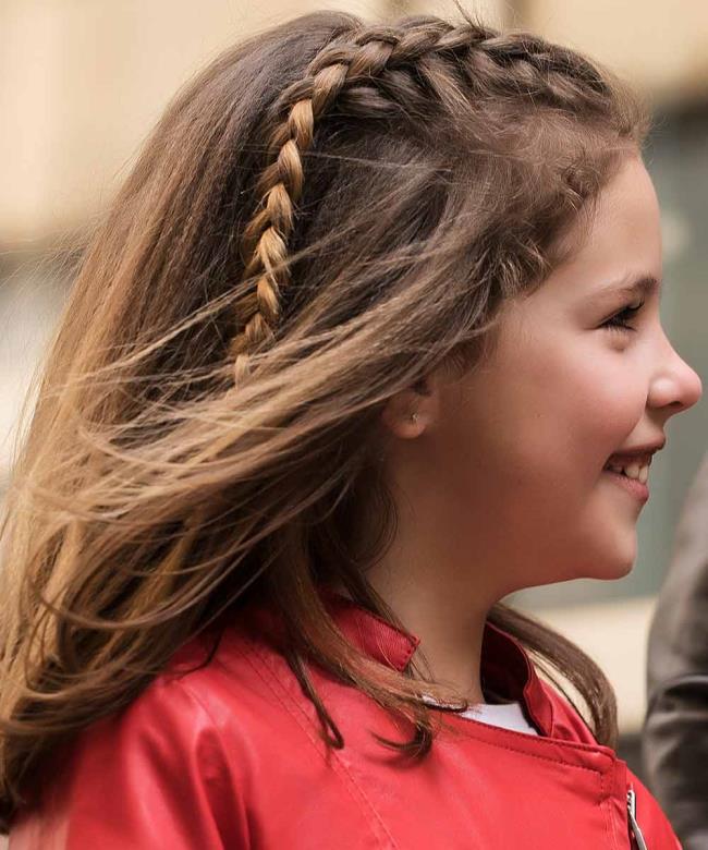 Penteados de menina 2020: 150 lindas ideias para cada ocasião!