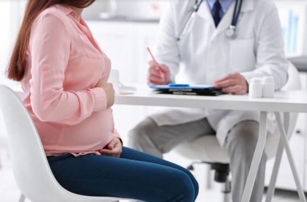Opmerkingen over drievoudige test en 5 gerenommeerde adressen voor zwangere moeders