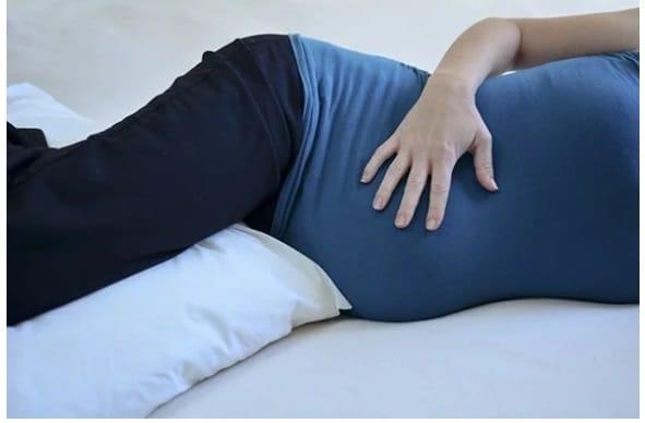9 tipos de inchaço em mães grávidas e dicas para ajudar as mães a aliviar as dores durante a gravidez