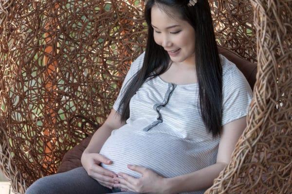 How to eat black sesame during pregnancy so that a beautiful baby can easily give birth?