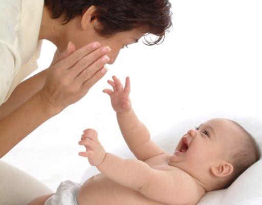 Forjando esses 3 bons hábitos para bebês, as mães vão cuidar de seus bebês!