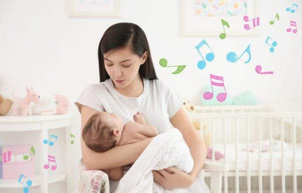 赤ちゃんがよく眠り、知性を発達させるための音楽を選ぶ方​​法は？