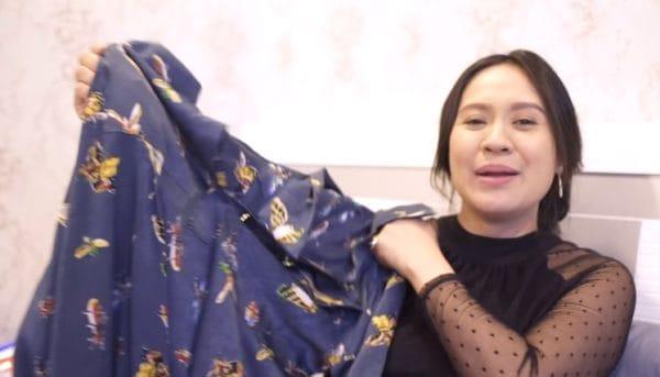 A atriz Thanh Thuy compartilha sua experiência de preparar uma cesta de bebê "apenas, mas não redundante"