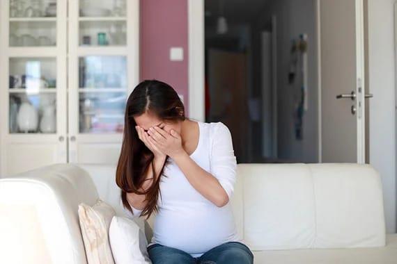 How does stress during pregnancy affect the fetus?