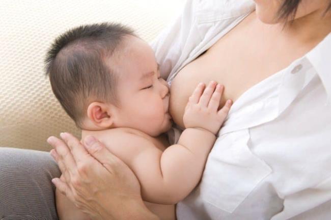 How to breastfeed infants at the standard night according to the guidance of a pediatrician