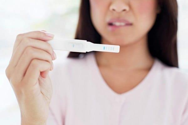 Pregnancy test with 2 fuzzy lines: Does the mother have good news?