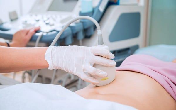 Schwangerschaftstest mit 2 Fuzzy-Linien: Hat die Mutter gute Nachrichten?