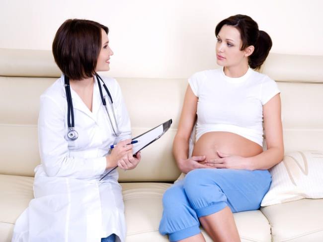 La madre non è soggettiva quando è incinta di 5 mesi con diarrea