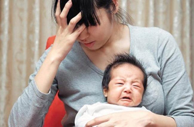 從產後抑鬱症的痛苦死亡中，家庭需要更加關注母親